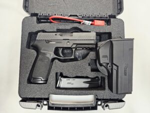 Sig Sauer P320 Carry Black Nitron .40 SW (520J)