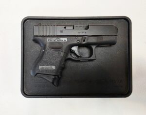 GLOCK 26 - G26 Gen3 9mm Sub-Compact 10-Round Pistol (611K)
